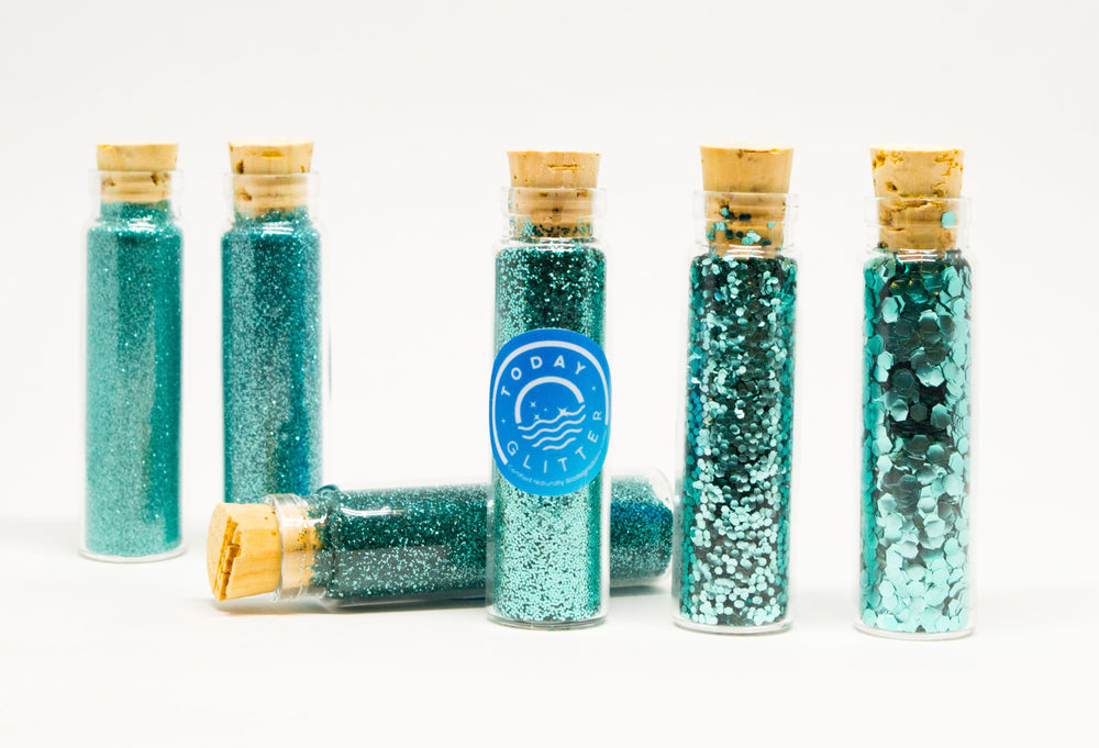 Cargar imagen en el visor de la galería, Today Glitter Mermaid Turquoise is Bio-glitter Sparkle Turquoise color